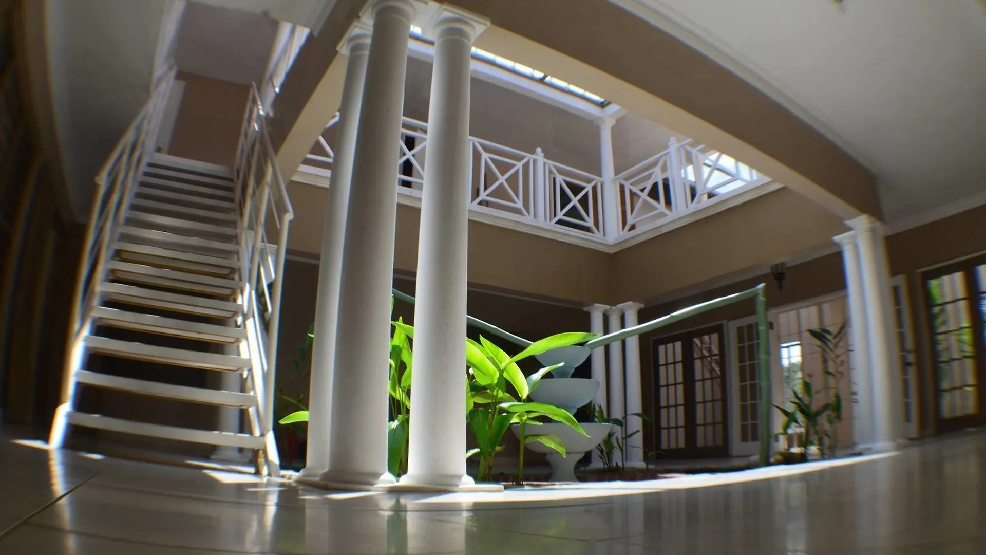 Hotell Captain'S Cove Beach Resort & Villas Falmouth